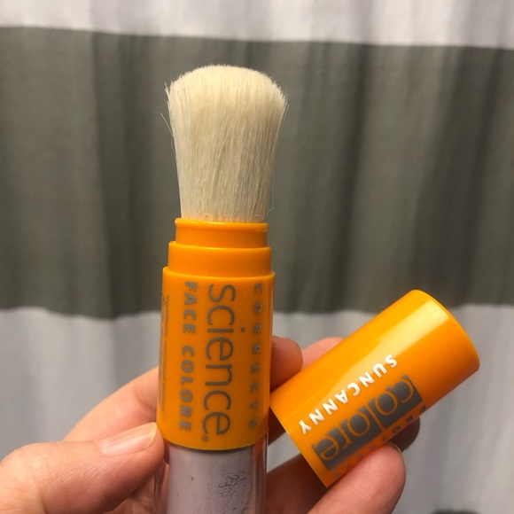 Colorescience Suncanny Face Colore in Snow Leopard - Picture 3 of 4